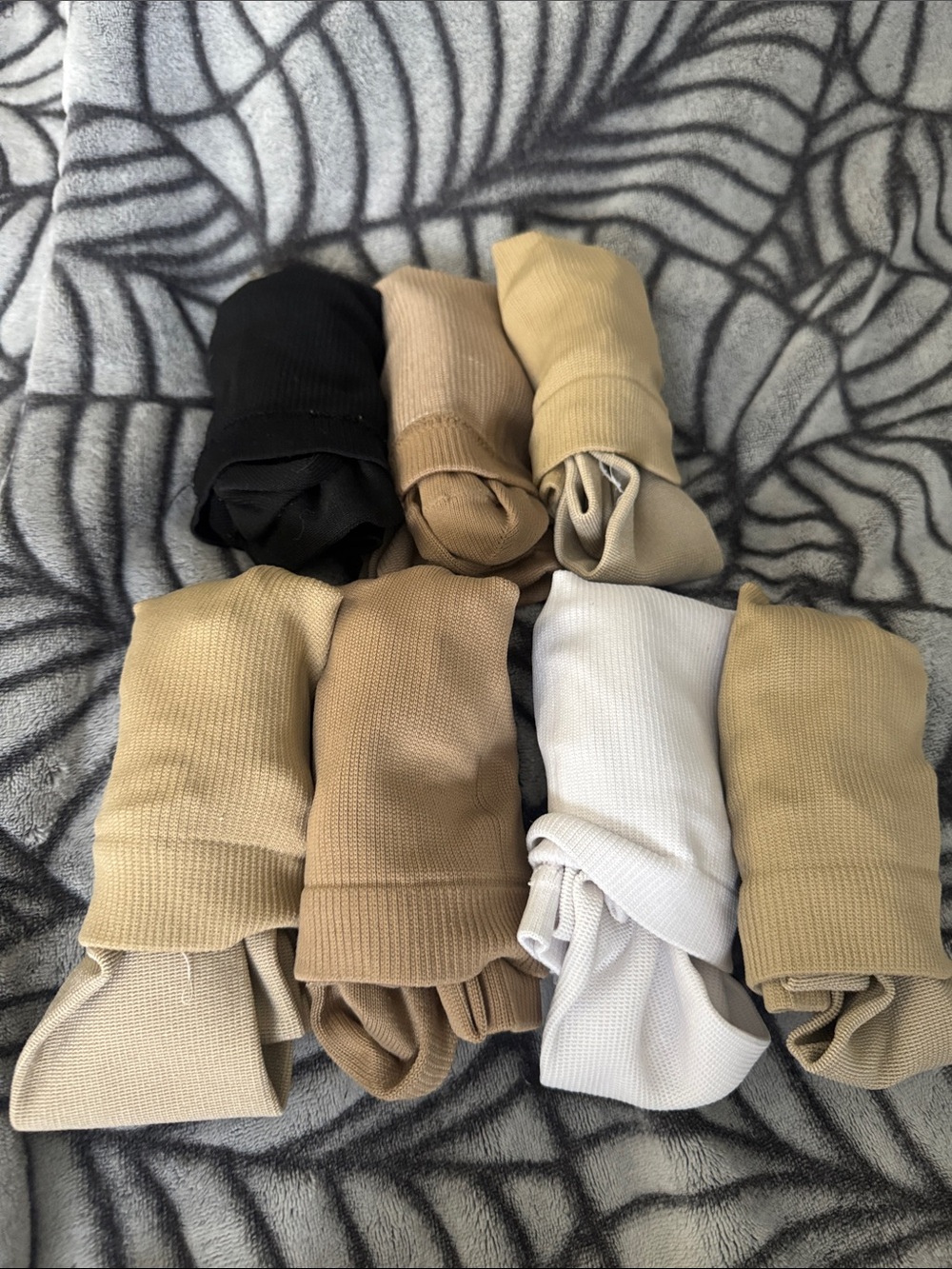 L/XL Bundle of Compression Socks - 7 pairs